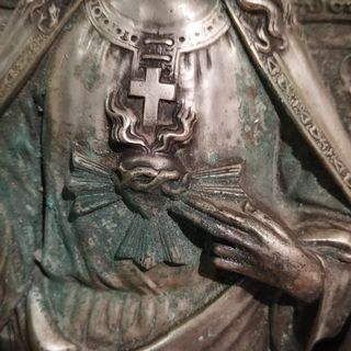 Antiguo Sagrado Corazón de cobre plateado