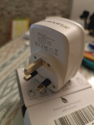 Adaptador enchufe usb