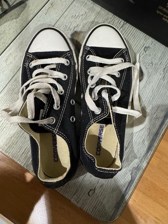Converse All Stars negras talla 33