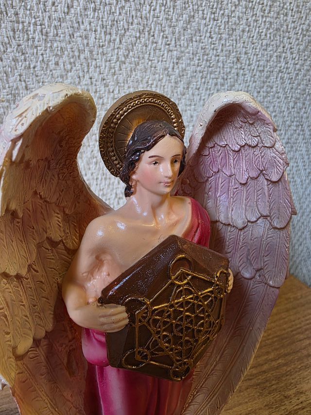 Figura Ángel Metatrón Protector espiritual 20x12x5