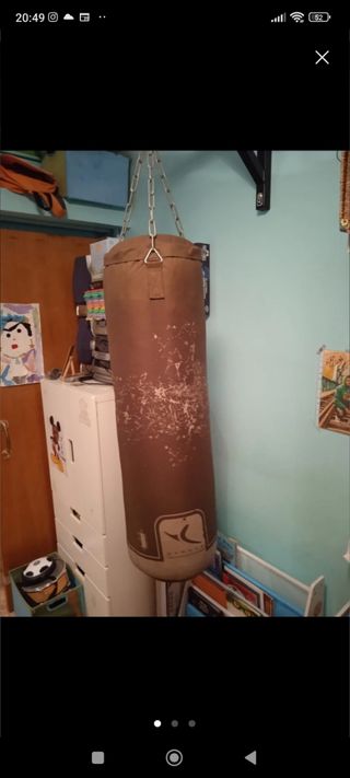 Saco de boxeo+gancho pared