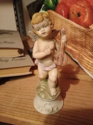 Figura adorno ángel con alas