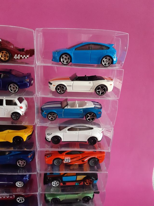 Hot Wheels Basicos II
