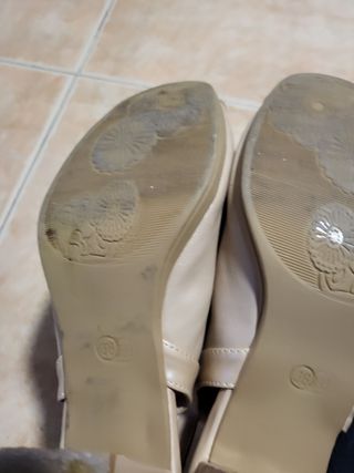 Sandalias beige Balleri 