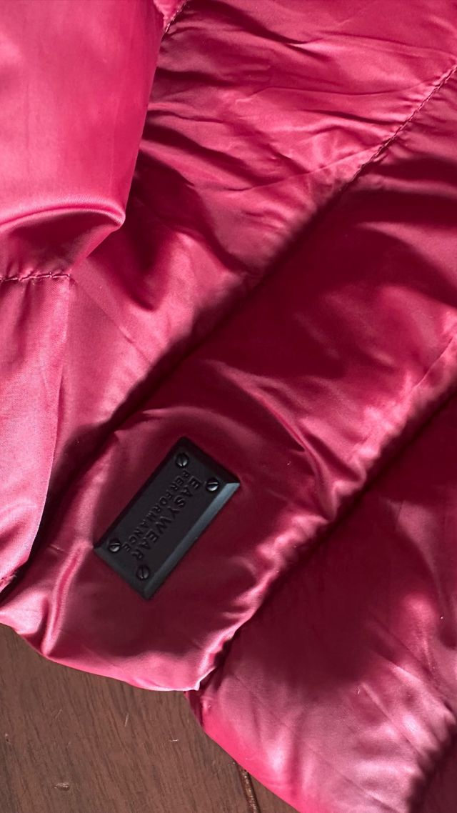 Plumifero ligero hombre