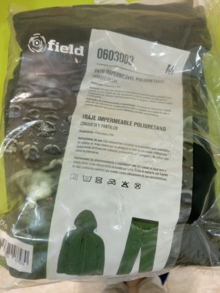 Traje de agua impermeable
