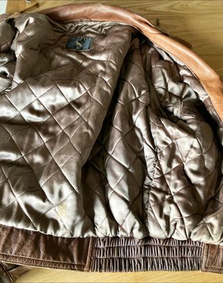 Cazadora cuero marron vintage (o viejuna)