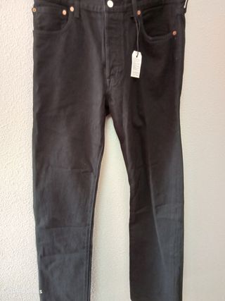 Pantalón hombre Levis 501 estrenar
