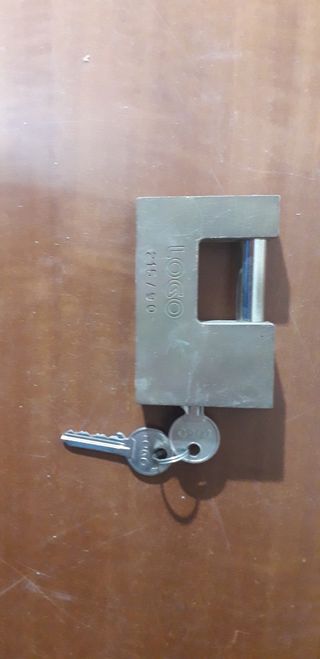 Lucchetto Cisa nuovo  con due chiavi