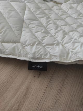 Abrigo sintético blanco