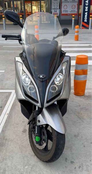 Moto Kymco Superdink 125 ABS