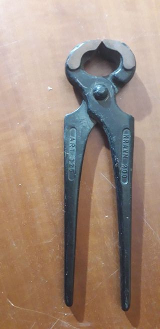 Tenaglia falegname marca Kravm spalla quadra