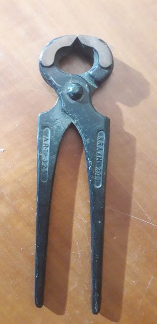 Tenaglia falegname marca Kravm spalla quadra