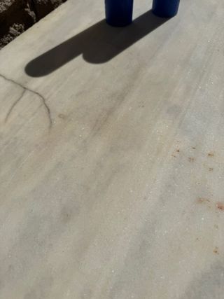 Mesa modernista antigua de Marmol y hierro fundido