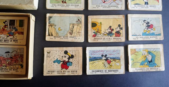 Caja y 16 Cuadernillos de MICKEY MOUSE 1941