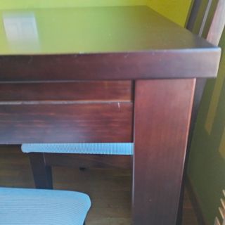 Mesa y sillas comedor