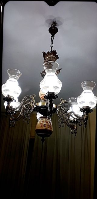 Lampadario vintage ottone e ceramica 