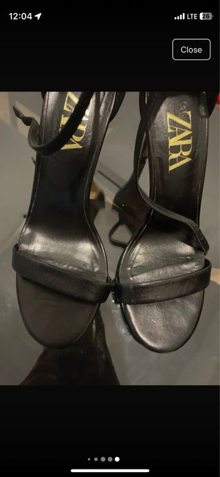 Tacones altos negros cuero zara 