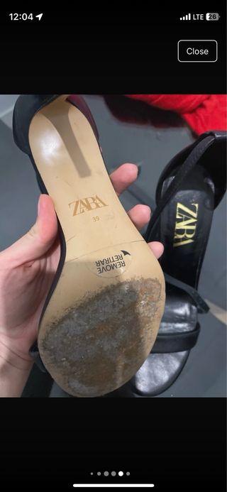 Tacones altos negros cuero zara 