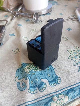 Cargador con 3 bateras gopro