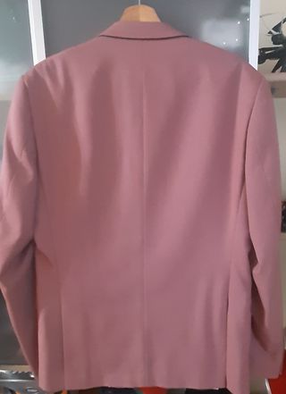 TRAJE