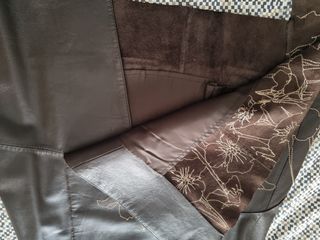 Falda de cuero marrón