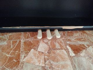 Piano de pared electrico