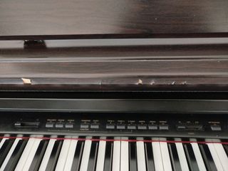 Piano de pared electrico