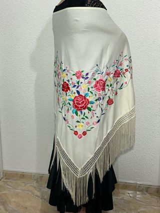 Mantón de manila de pico marfil multicolor XXL