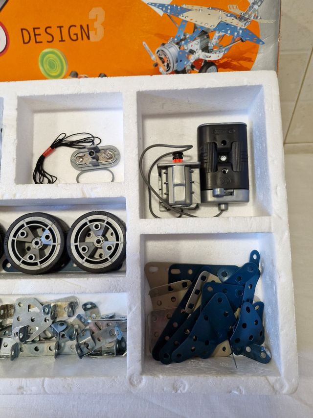 Meccano Designación 3