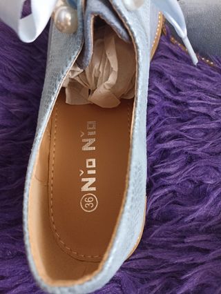 Preciosos zapatos a estrenar