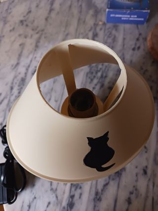 Abajiour da comodino 'ombra di gatto'