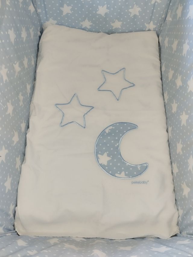 Minicuna con ruedas PekeBaby