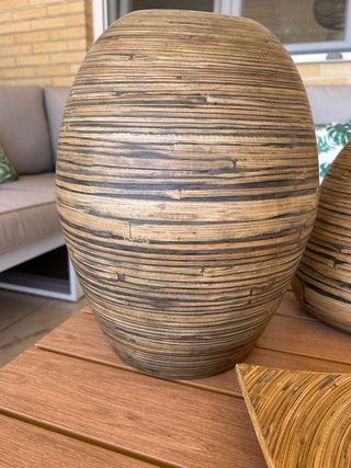 Conjunto dos jarrones y cuenco decorativo