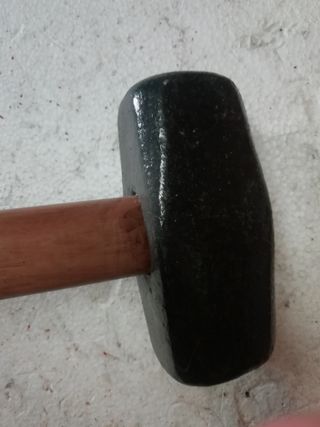 Maza con mango madera