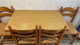Mesa y sillas cocina