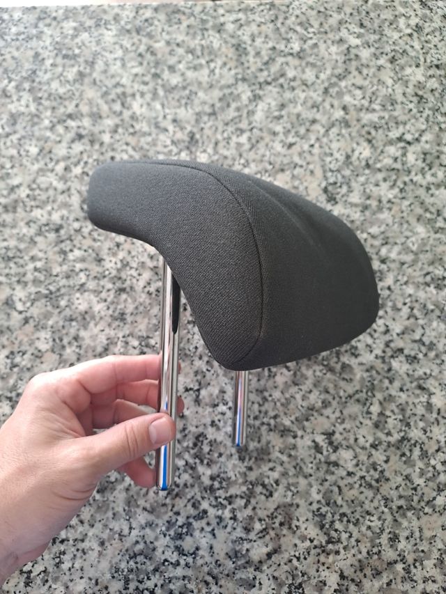 Reposacabezas trasero Central