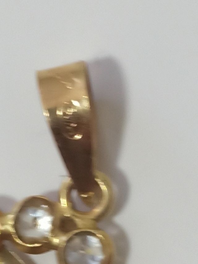 Ciondolo in oro 18k 750