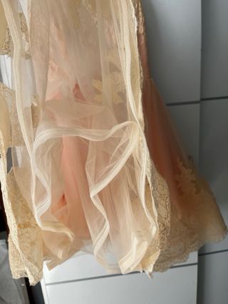 Vestido de fiesta para ocasiones especiales.