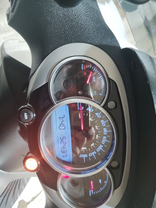 PIAGGIO BEVERLY SPORT TOURING 350