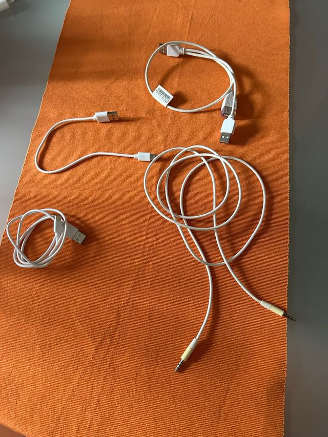 Vari cavi audiocavo dati aux ecc 5  uno