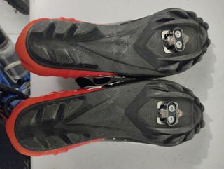 Zapatos para bicicleta marca luck,nuevos