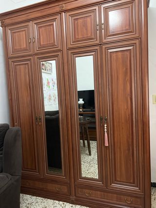 Armario 4 puertas y altillos