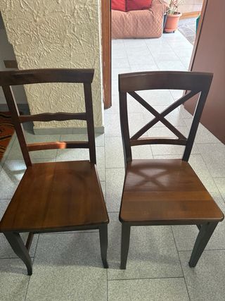 Tavolo da pranzo in legno completo di 6 sedie