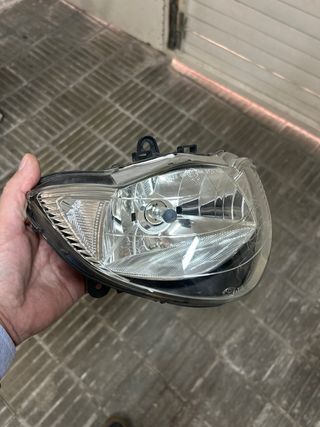 Faro honda SH125 2007