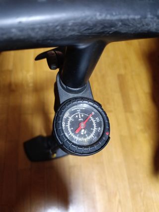 Bomba de pie para hinchar bicicleta,balo