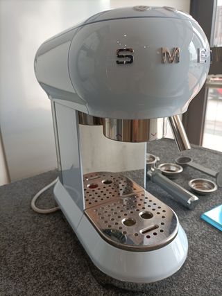Macchina caffè espresso Smeg azzurra