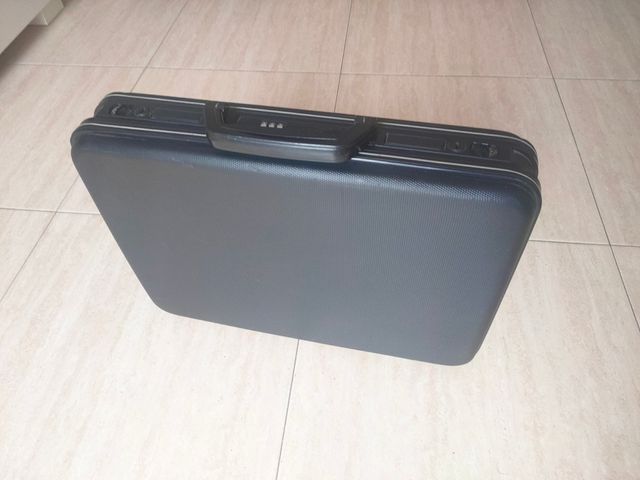 Maletín ejecutivo aluminio