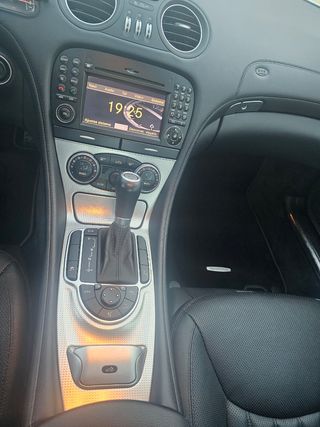 Mercedes-Benz  SL 500 año 2011
