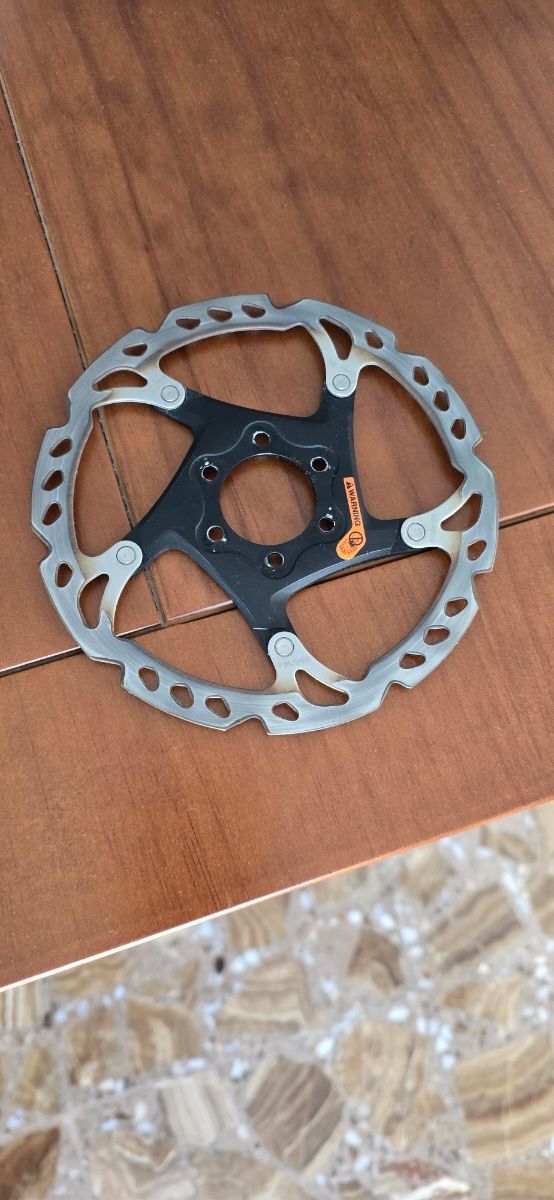 Discos shimano SM-RT76/6 Bolt/180F/160R